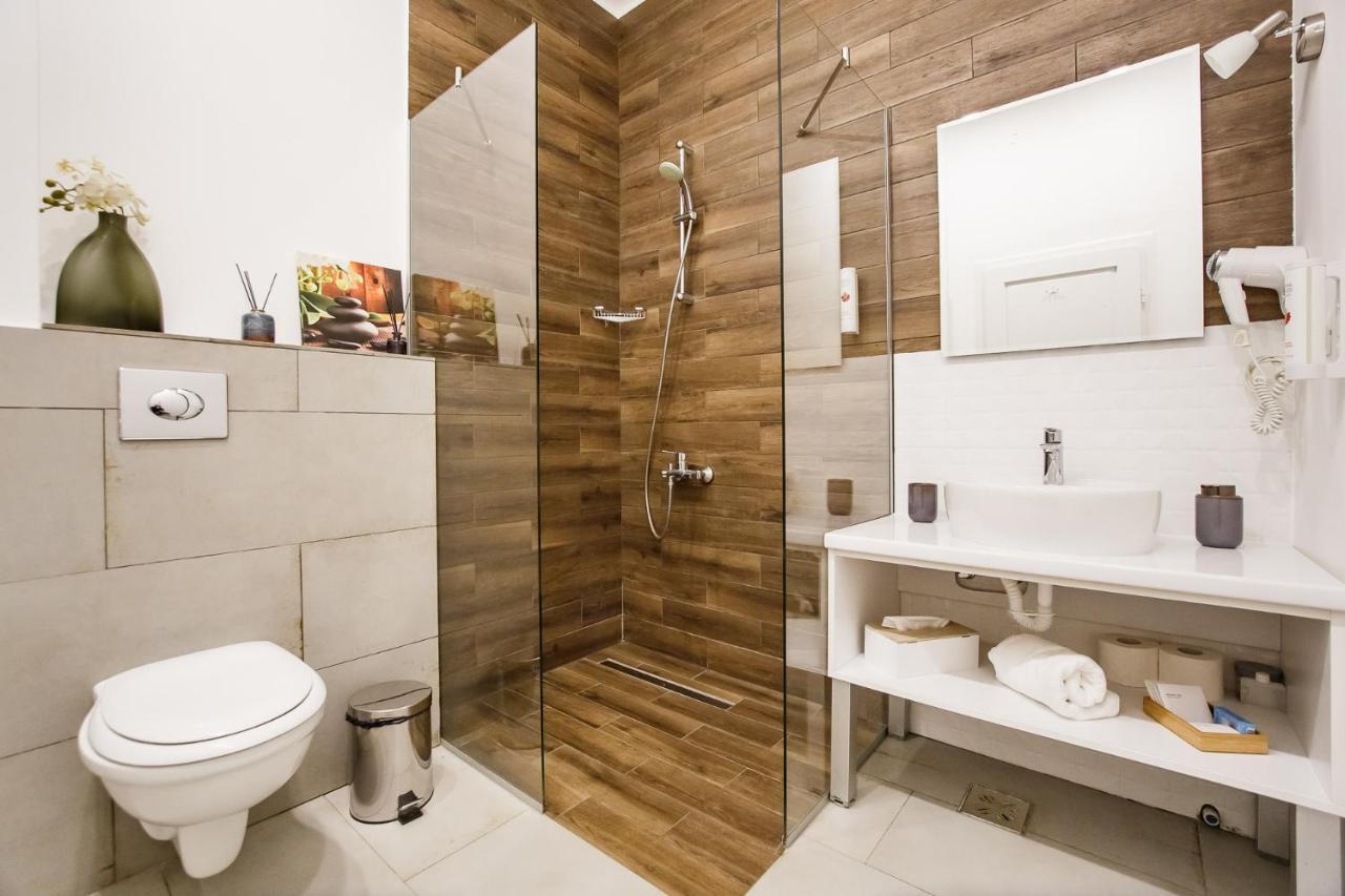 Eat It Cozy Downtown Apartments أرادايا المظهر الخارجي الصورة