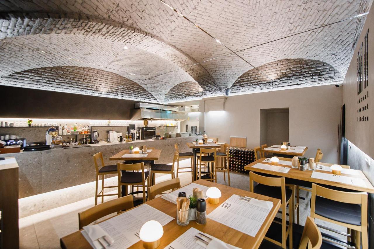Eat It Cozy Downtown Apartments أرادايا المظهر الخارجي الصورة